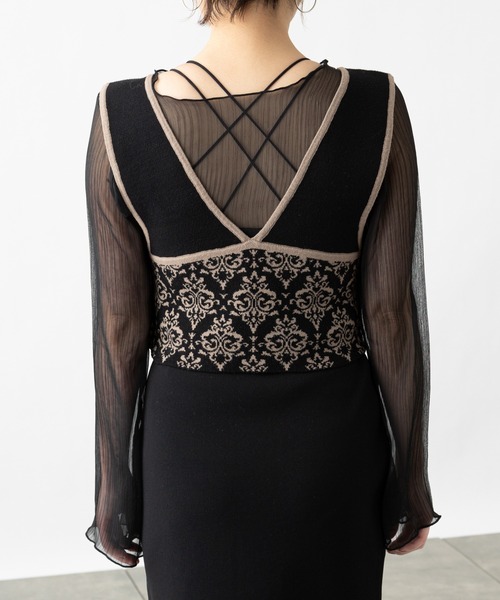 COLONY 2139(コロニートゥーワンスリーナイン)の「麻タッチダマスク柄ニットビスチェ(セットアップ可)(ニット/セーター・レディース・ベージュ/ブラック・FREE)」の21枚目の写真