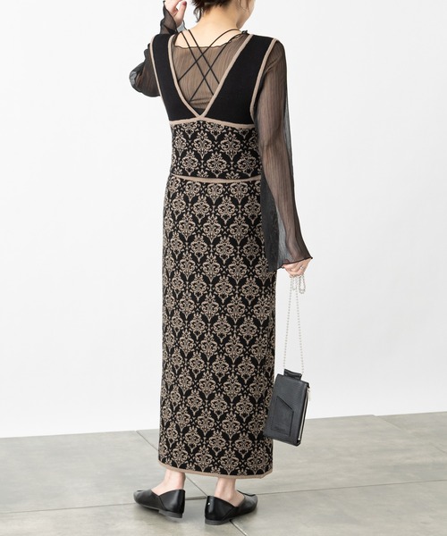 COLONY 2139(コロニートゥーワンスリーナイン)の「麻タッチダマスク柄ニットビスチェ(セットアップ可)(ニット/セーター・レディース・ベージュ/ブラック・FREE)」の13枚目の写真