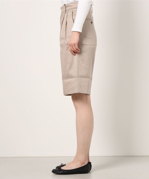 YANUK（ヤヌーク）の「YANUK(ヤヌーク) BERMUDA PANTS-COLOR/バミューダパンツ（その他パンツ・レディース・ベージュ/ネイビー・SMALL）」の3枚目の写真