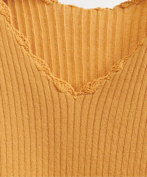 natural couture(ナチュラルクチュール)の「かぎ針風ちびスカラップフレンチリブニット(ニット/セーター・レディース・ブラック/ブラウン/オフホワイト/オレンジ/レンガ・FREE)」の16枚目の写真