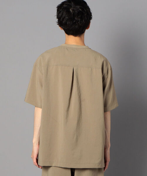 GLOSTER（グロスター）の「EVALET QUICK DRY TEE 布帛Tシャツ (※吸水速乾、ウォッシャブル、シワになりにくいイージーケア素材を使用！)（Tシャツ/カットソー・メンズ・ホワイト/ネイビー/ベージュ・SMALL/LARGE/MEDIUM）」の4枚目の写真