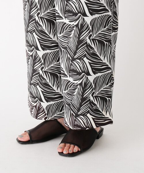 OPAQUE.CLIP（オペークドットクリップ）の「◆リーフプリント イージーワイドパンツ【WEB限定サイズ】（その他パンツ・レディース・ホワイト系3/ガンメタ・38/40/42）」の12枚目の写真