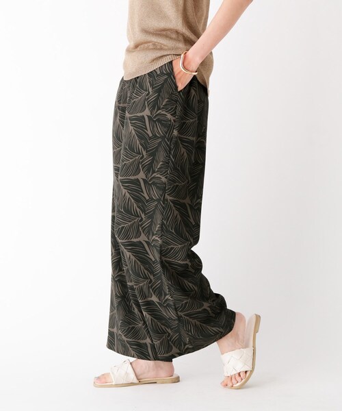 OPAQUE.CLIP（オペークドットクリップ）の「◆リーフプリント イージーワイドパンツ【WEB限定サイズ】（その他パンツ・レディース・ホワイト系3/ガンメタ・38/40/42）」の15枚目の写真