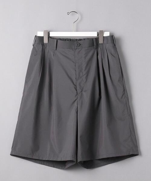 EN ROUTE（アンルート）の「＜EN ROUTE（アンルート）＞ ポリエステル タフタ 3プリーツ バックゴム ワイド ショーツ（その他パンツ・メンズ・ブラック/グレー・2/3/1）」の8枚目の写真