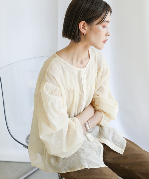 select MOCA（セレクトモカ）の「2021 SS フロントギャザーシフォンブラウス（シャツ/ブラウス・レディース・アイボリー/ミント/ライトカーキ・FREE）」の15枚目の写真