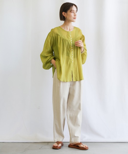 select MOCA（セレクトモカ）の「2021 SS フロントギャザーシフォンブラウス（シャツ/ブラウス・レディース・アイボリー/ミント/ライトカーキ・FREE）」の4枚目の写真