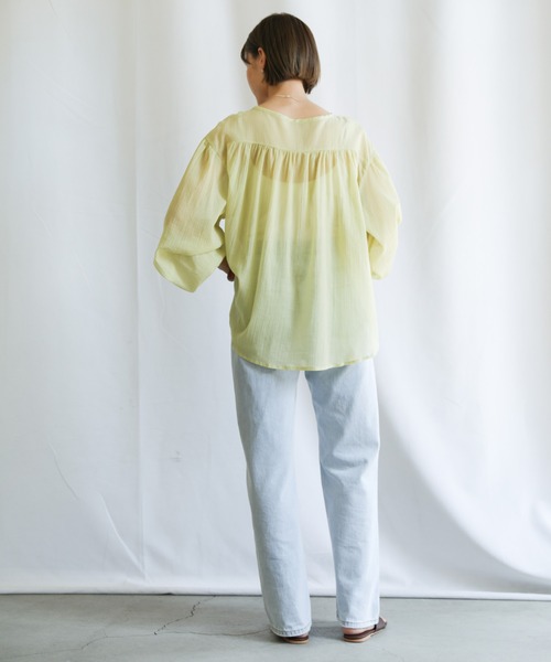 select MOCA（セレクトモカ）の「2021 SS フロントギャザーシフォンブラウス（シャツ/ブラウス・レディース・アイボリー/ミント/ライトカーキ・FREE）」の13枚目の写真