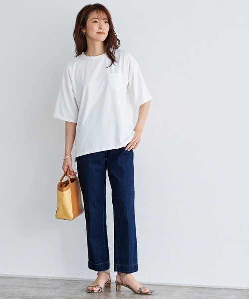 Pierrot(ピエロ)の「オーバーサイズTシャツ(Tシャツ/カットソー・レディース・ブラック/モカ/オフホワイト・M/L)」の10枚目の写真