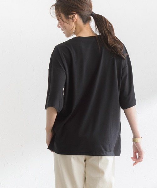 Pierrot(ピエロ)の「オーバーサイズTシャツ(Tシャツ/カットソー・レディース・ブラック/モカ/オフホワイト・M/L)」の22枚目の写真