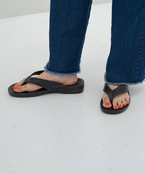 WHIMSIC（ウィムジック）の「【WHIMSIC別注】PEARL GYOSAN-MATTE（サンダル・レディース・ブラック/モスグリーン・LL/M）」の14枚目の写真