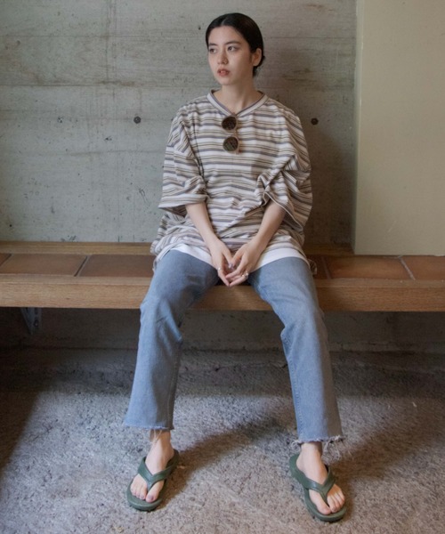 WHIMSIC（ウィムジック）の「【WHIMSIC別注】PEARL GYOSAN-MATTE（サンダル・レディース・ブラック/モスグリーン・LL/M）」の4枚目の写真