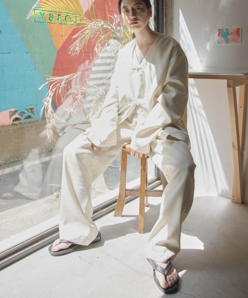 WHIMSIC（ウィムジック）の「【WHIMSIC別注】PEARL GYOSAN-MATTE（サンダル・レディース・ブラック/モスグリーン・LL/M）」の6枚目の写真