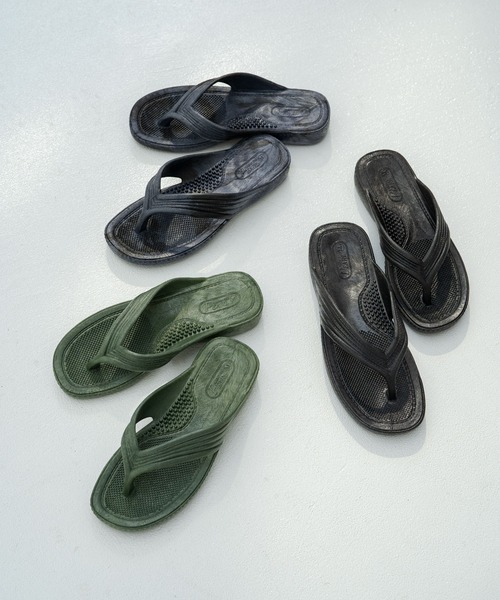 WHIMSIC（ウィムジック）の「【WHIMSIC別注】PEARL GYOSAN-MATTE（サンダル・レディース・ブラック/モスグリーン・LL/M）」の20枚目の写真