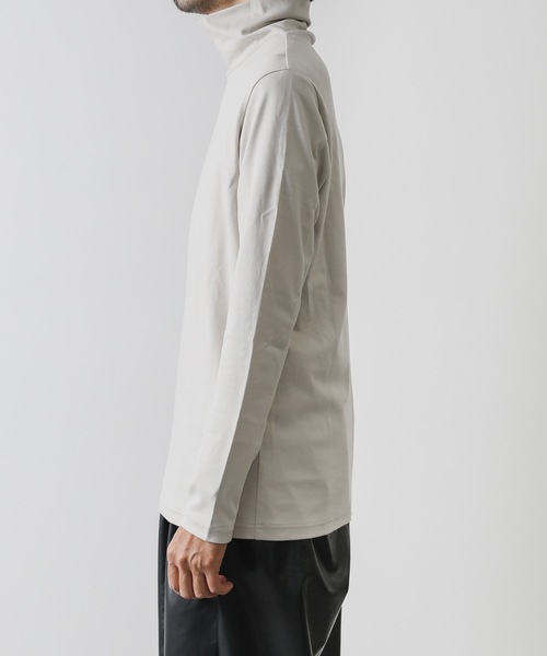 ATTACHMENT（アタッチメント）の「SUVIN COTTON SMOOTH HIGH NECKED T-SHIRT L/S（Tシャツ/カットソー・メンズ・ブラック/ホワイト/オフホワイト・1/2/3）」の12枚目の写真