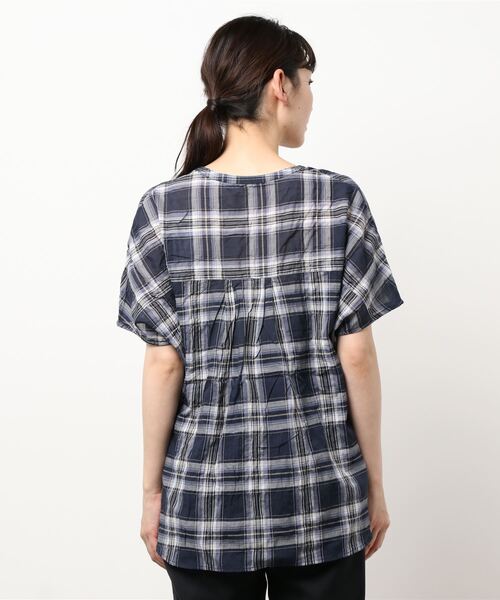 Samansa Mos2 blue（サマンサモスモスブルー）の「柄アソートシャーリングチェックブラウス（シャツ/ブラウス・レディース・ブラック/グレー/ネイビー・ﾌﾘ-）」の5枚目の写真