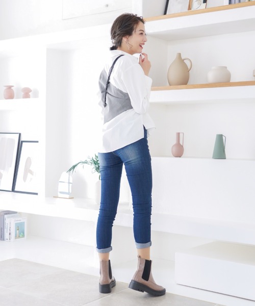 VIVIAN(ヴィヴィアン)の「スクエアトゥ厚底サイドゴアショートブーツ(ブーツ・レディース・ブラック系その他2/ホワイト系その他5/D/E・L/LL/S/M/XL)」の18枚目の写真