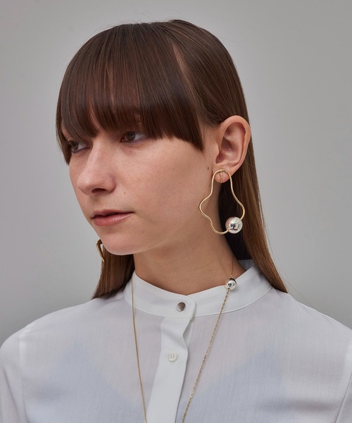 UNITED TOKYO（ユナイテッドトウキョウ）の「フィギュアコンビネーションイヤリング（イヤリング・レディース・シルバー/ゴールド・FREE）」の5枚目の写真