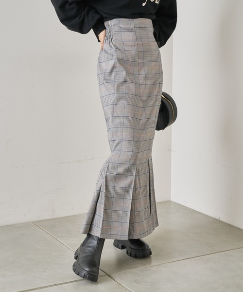 Chico(チコ)の「グレンチェックマーメイドタイトスカート(スカート・レディース・グレー系その他/グレー/ベージュ・FREE)」の3枚目の写真