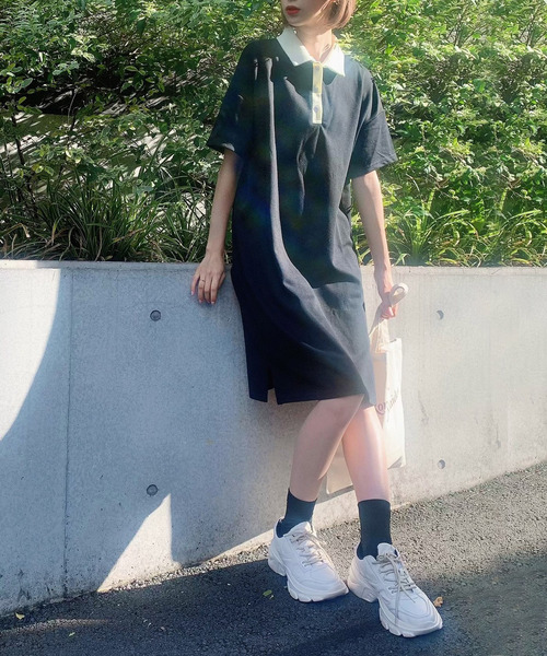 Voyage titty&Co.PETIT(ボヤージュティティアンドコープチ)の「【Voyage titty&Co.】ビックシルエットポロワンピース(ワンピース・レディース・ブラック/ブルー・FREE)」の2枚目の写真