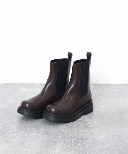archives（アルシーヴ）の「サイドゴアブーツ（ブーツ・レディース・ブラック/ダークブラウン/アイボリー・MEDIUM/LARGE）」の3枚目の写真