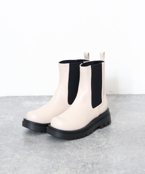 archives（アルシーヴ）の「サイドゴアブーツ（ブーツ・レディース・ブラック/ダークブラウン/アイボリー・MEDIUM/LARGE）」の6枚目の写真
