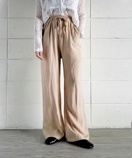 me+em select(ミームセレクト)の「楊柳イージーワイドパンツ【数量限定販売】(その他パンツ・レディース・ベージュ/グリーン/ブラック・FREE)」の1枚目の写真