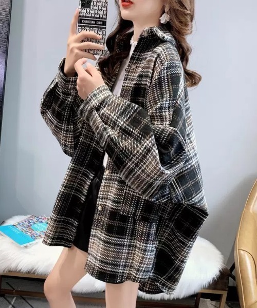 KOR(ケーオーアール)の「オーバーサイズ ドロップショルダー レトロチェック フランネルシャツ(シャツ/ブラウス・レディース・ブラック/オレンジ/グリーン・S/M/L/XL)」の5枚目の写真