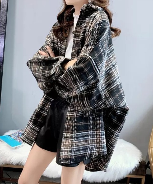 KOR(ケーオーアール)の「オーバーサイズ ドロップショルダー レトロチェック フランネルシャツ(シャツ/ブラウス・レディース・ブラック/オレンジ/グリーン・S/M/L/XL)」の8枚目の写真