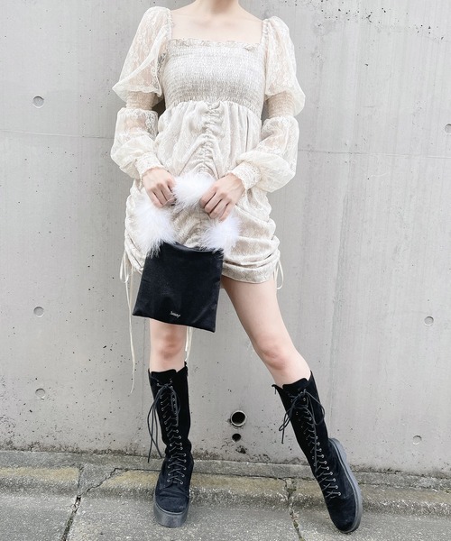 lilLilly(リルリリー)の「フェザーファーミニバッグ(ハンドバッグ・レディース・ブラック/ピンク/レッド/ブルー・FREE)」の11枚目の写真