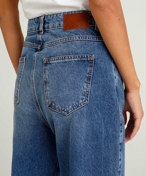 SISLEY(シスレー)の「テーパードデニムパンツ(デニムパンツ・レディース・インディゴブルー・26inch/25inch/28inch/27inch)」の6枚目の写真