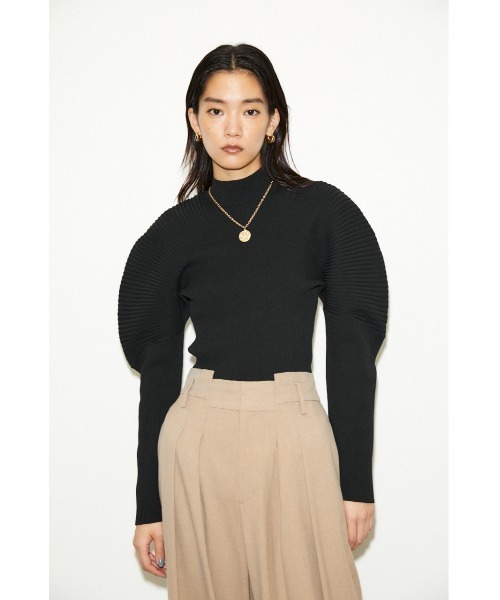 THROW by SLY(スローバイスライ)の「THROW SOPHIA NYLON RIB TOPS/ナイロンリブニットトップス(ニット/セーター・レディース・イエロー/ブラック/クリアレッド・FREE)」の2枚目の写真