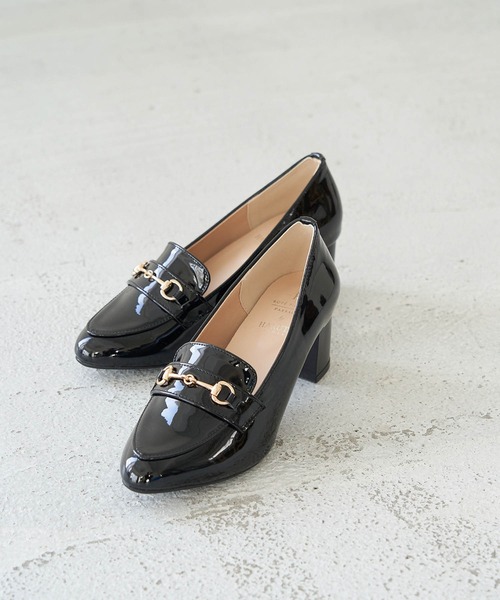 ROPE' PICNIC(ロペピクニック)の「【ROPE' PICNIC PASSAGE byHARUTA】エナメルビット付ヒールアップローファー(ローファー・レディース・ブラック/キナリ/グレー系その他/ピンク系その他2・23.5cm/23.0cm/25.0cm/22.5cm/24.5cm/24.0cm/22cm)」の3枚目の写真