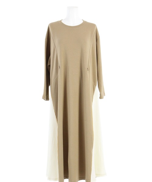 CHOCOA（チョコア）の「マタニティ授乳サイドプリーツワンピース（マタニティウェア/グッズ・レディース・チャコールグレー/ベージュ・FREE）」の8枚目の写真