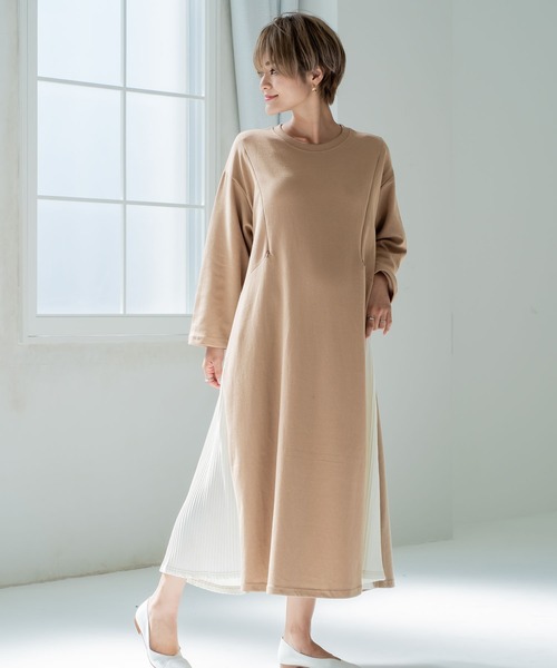 CHOCOA（チョコア）の「マタニティ授乳サイドプリーツワンピース（マタニティウェア/グッズ・レディース・チャコールグレー/ベージュ・FREE）」の12枚目の写真