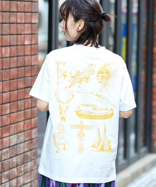 チチカカ(チチカカ)の「【ユニセックス】アウトドアコラージュプリントTシャツ(Tシャツ/カットソー・メンズ・ホワイト/イエロー・MEDIUM/LARGE)」の8枚目の写真