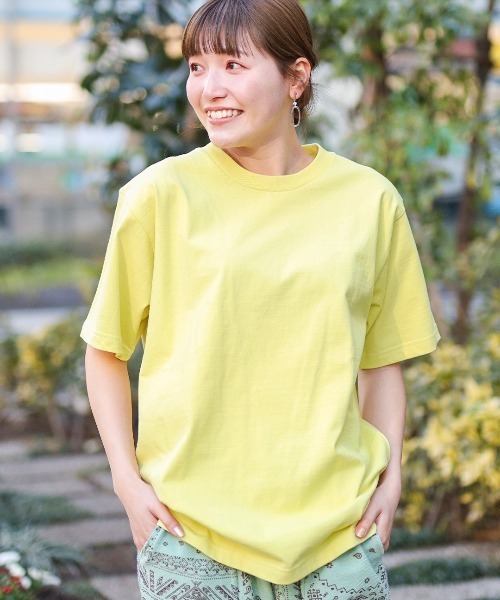 チチカカ(チチカカ)の「【ユニセックス】アウトドアコラージュプリントTシャツ(Tシャツ/カットソー・メンズ・ホワイト/イエロー・MEDIUM/LARGE)」の4枚目の写真