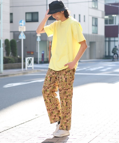 チチカカ(チチカカ)の「【ユニセックス】アウトドアコラージュプリントTシャツ(Tシャツ/カットソー・メンズ・ホワイト/イエロー・MEDIUM/LARGE)」の5枚目の写真