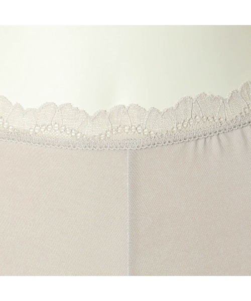 KID BLUE（キッドブルー）の「キッドブルー -22ベンベルグベア天 -フレアパンツ -KISE102 -kidblue（ショーツ・レディース・ブラック/グレー/アイボリー/ベージュ・L/M）」の9枚目の写真