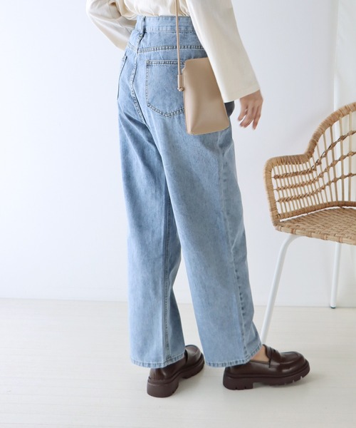 BLUEEAST（ブルーイースト）の「スクエアトゥフェイクレザー厚底ローファー（ローファー・レディース・ブラック/ブラウン・MEDIUM/LARGE）」の21枚目の写真