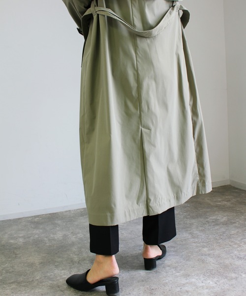 MLI'A(エムリア)の「フラップコート(トレンチコート・レディース・ベージュ/ライトカーキ・M)」の11枚目の写真