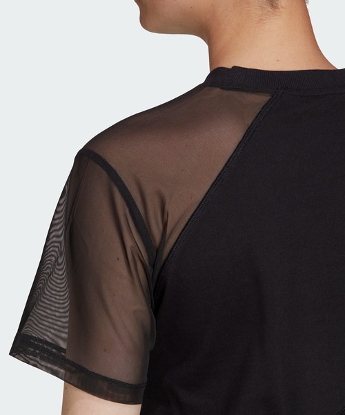 adidas（アディダス）の「アディカラー スプリット トレフォイル 半袖Tシャツ / アディダスオリジナルス（Tシャツ/カットソー・レディース・ブラック/オフホワイト・SMALL/MEDIUM/LARGE/X-LARGE/XX-LARGE/X-SMALL）」の5枚目の写真