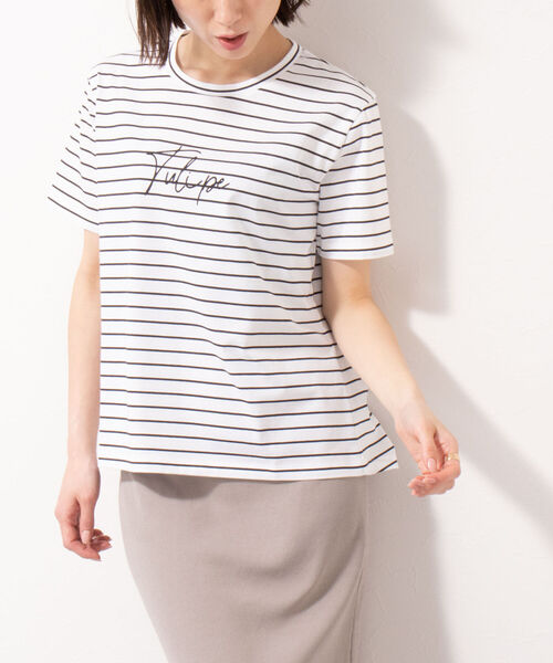 NOLLEY’S（ノーリーズ）の「フラワープリントTシャツ（Tシャツ/カットソー・レディース・チャコールグレー/ホワイト系その他4/ホワイト系その他5/ホワイト/サーモンピンク/ホワイト系その他2/ダークグリーン/ブラック・38）」の4枚目の写真