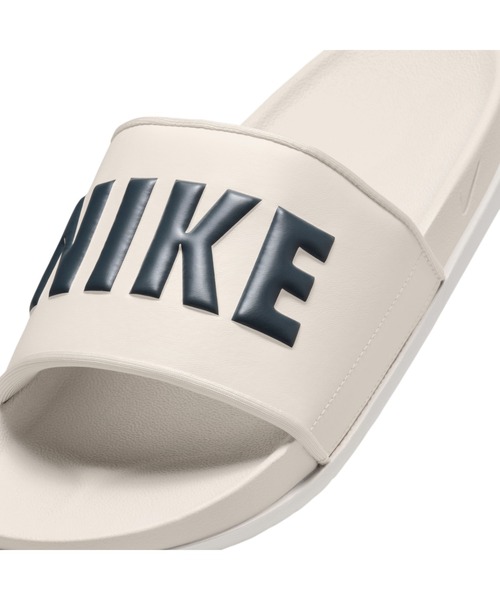 NIKE(ナイキ)の「《NIKE》ナイキ オフコート スライド(サンダル・メンズ・ブラック/ブラック×レッド/ブラック×ホワイト/ブラック系その他/ホワイト×ブルー/パープル/ホワイト×レッド/カーキ/ライトブルー/ダークグリーン/ホワイト系その他/グレー系その他/ブラック×ブラック/ダークネイビー・25.0cm/26.0cm/27.0cm/29.0cm/24.0cm/28.0cm)」の20枚目の写真
