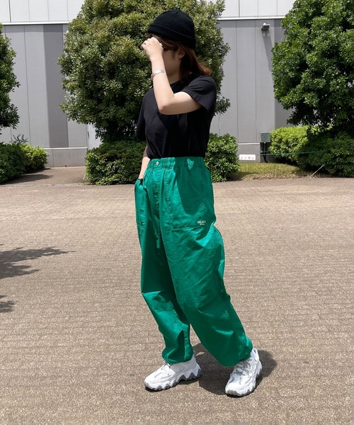 PairPair(ペアペア)の「バルーンカラースノーパンツ(ユニセックス)(その他パンツ・メンズ・グリーン/アイボリー/ブラック/ピンク・MEDIUM/LARGE)」の3枚目の写真