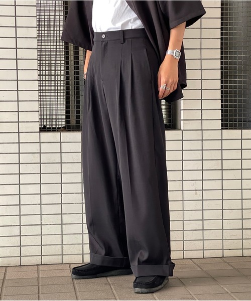 kutir（クティール）の「センタープレスワイドスラックス（スラックス・メンズ・ブラック/ブルー/グリーン/グレイッシュブルー・SMALL/MEDIUM/LARGE）」の2枚目の写真