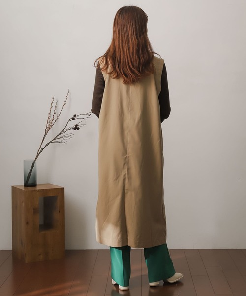 SENSE OF PLACE by URBAN RESEARCH（センスオブプレイスバイアーバンリサーチ）の「テーラードジレ（ベスト・レディース・ブラック/ベージュ・ONE）」の9枚目の写真