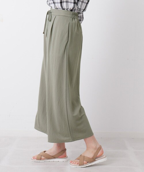 DRESKIP（ドレスキップ）の「◆【接触冷感】イージーワイドパンツ（その他パンツ・レディース・ダークグリーン/ネイビー/カーキ/レモンイエロー・02/03/04）」の5枚目の写真