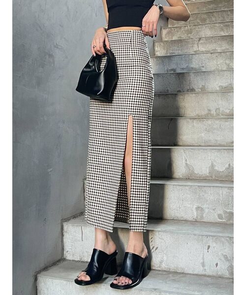 EMODA（エモダ）の「ストレートスリットロングスカート（スカート・レディース・その他・SMALL/MEDIUM）」の16枚目の写真