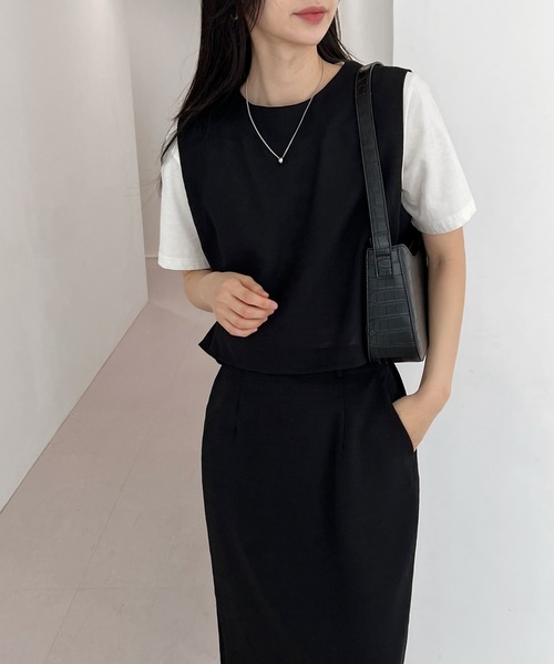 by muni:r（バイ ムニール）の「クラシックキャミソール+ロングスカートセットアップ（ワンピース・レディース・ブラック/ベージュ・FREE）」の13枚目の写真