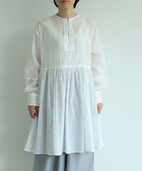 yuni（ユニ ）の「Recycle/Cotton/Nylon 2way peplum ブラウス